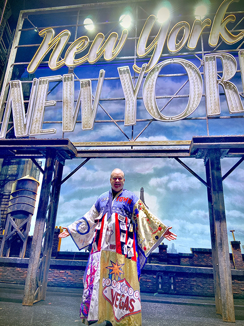 Kevin Ligon in the Robe onstage at 'New York, New York.' Photo by Jeffrey Bateman.